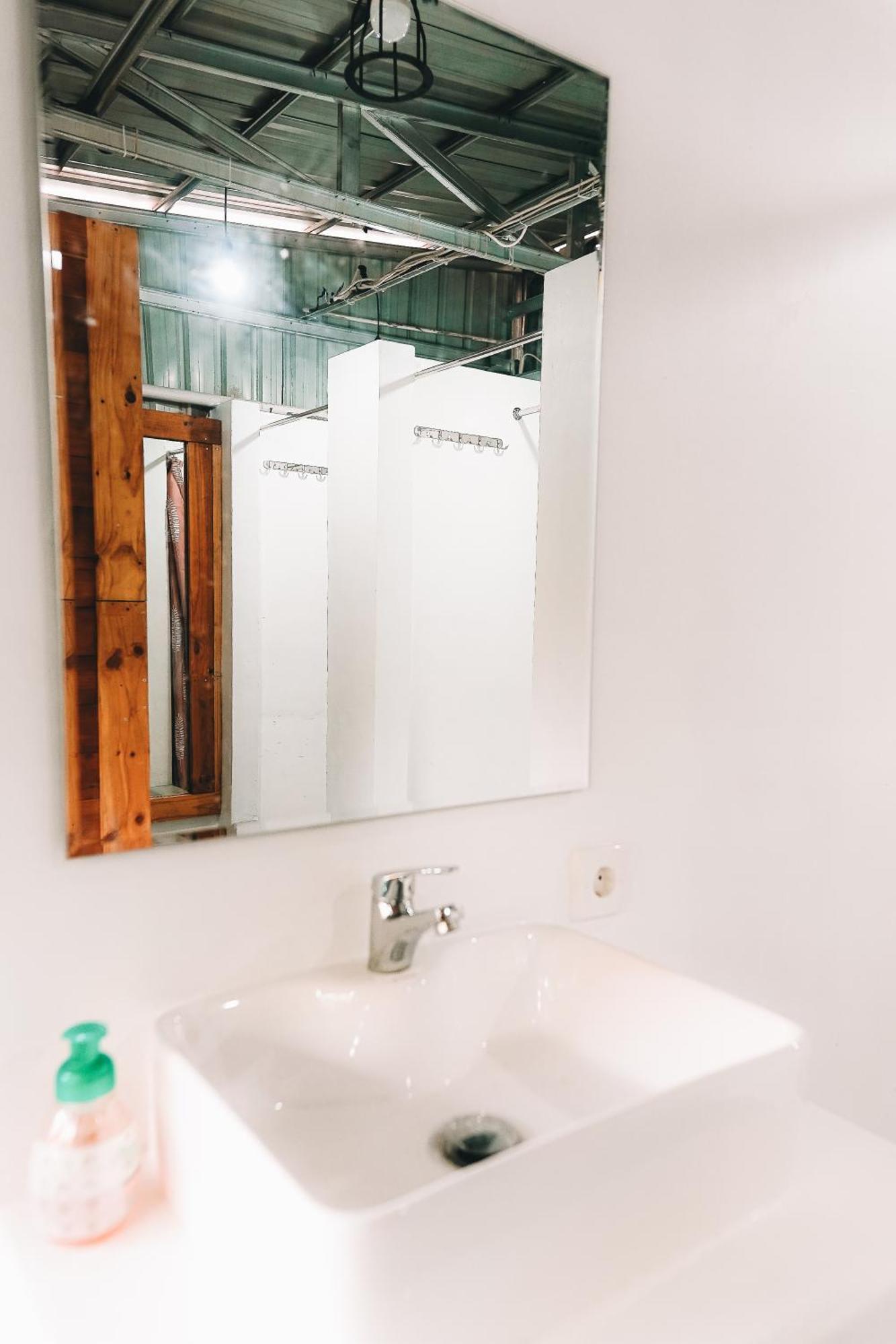 Kokos Hostel Padang City 외부 사진
