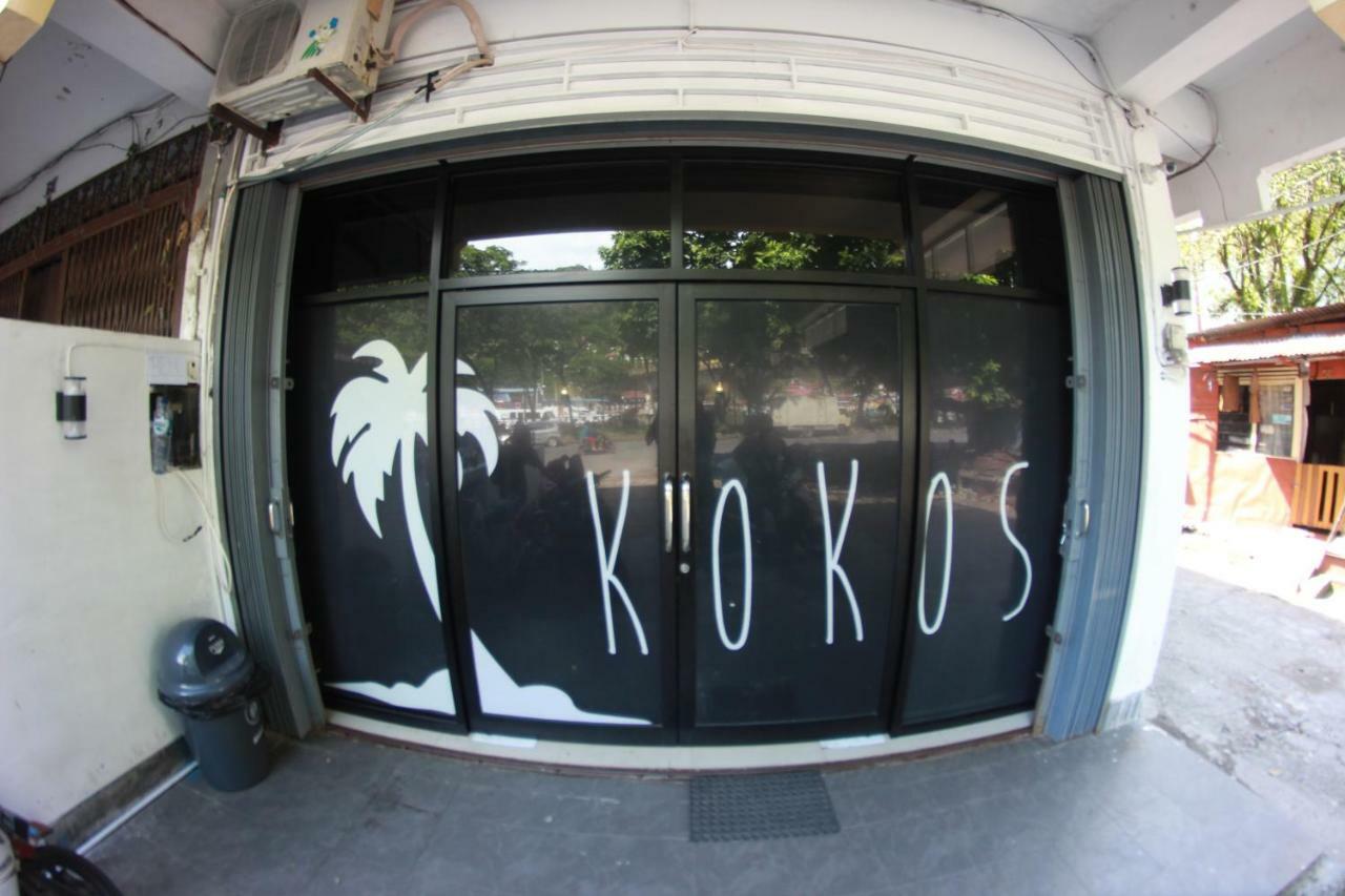 Kokos Hostel Padang City 외부 사진
