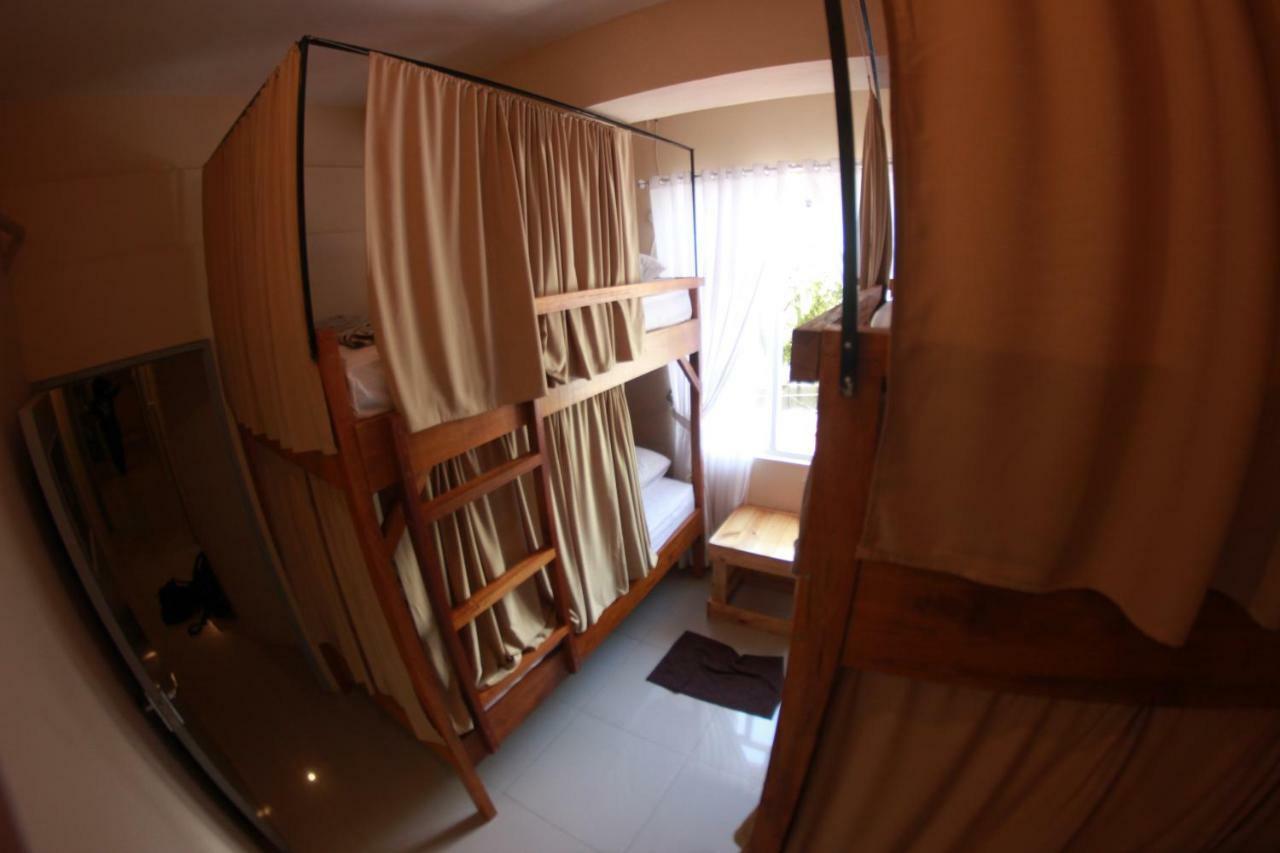 Kokos Hostel Padang City 외부 사진